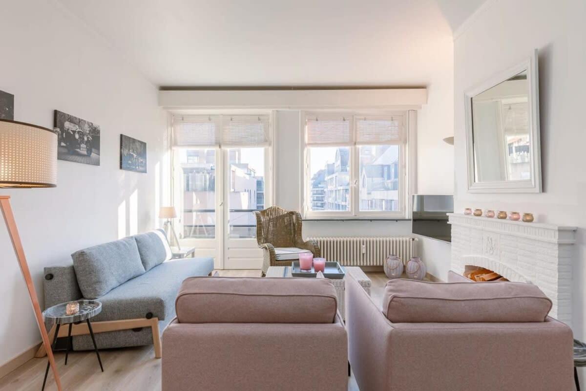 Huswell - Beautiful And Spacious Studio With Side Seaview Кноке-Хайст Екстериор снимка