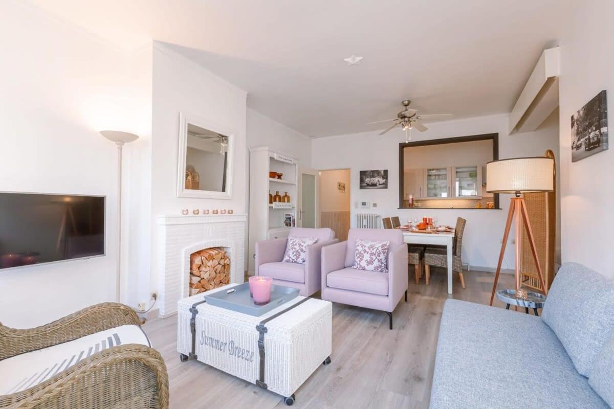 Huswell - Beautiful And Spacious Studio With Side Seaview Кноке-Хайст Екстериор снимка